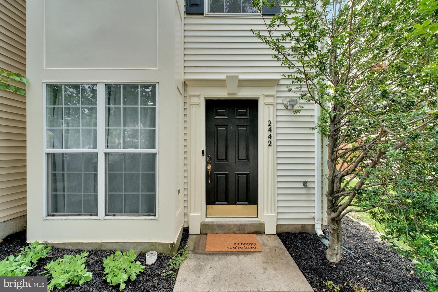 2442 OLD FARMHOUSE CT, HERNDON, Virginia 20171, 2 Bedrooms Bedrooms, ,2 BathroomsBathrooms,Residential,For sale,2442 OLD FARMHOUSE CT,VAFX2244764 MLS # VAFX2244764