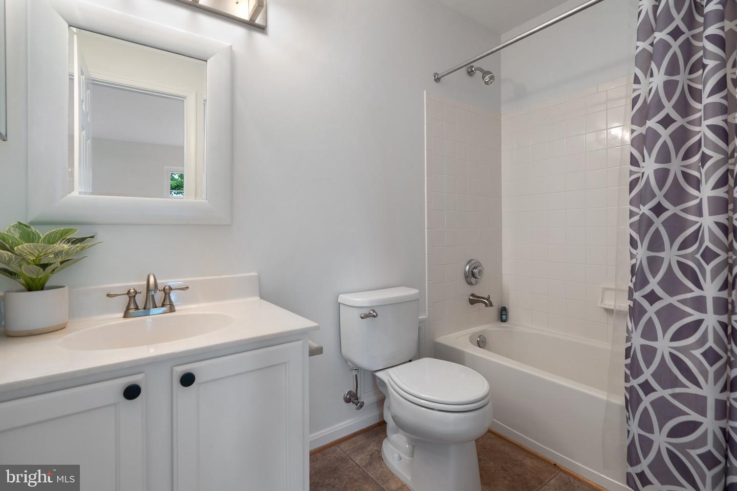 13124 KIDWELL FIELD RD, HERNDON, Virginia 20171, 2 Bedrooms Bedrooms, ,2 BathroomsBathrooms,Residential,For sale,13124 KIDWELL FIELD RD,VAFX2244798 MLS # VAFX2244798