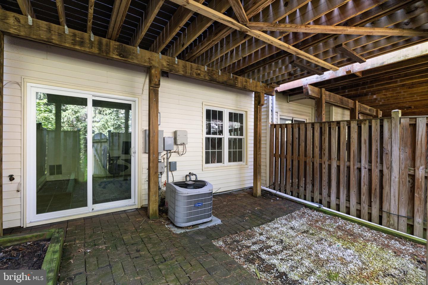 13124 KIDWELL FIELD RD, HERNDON, Virginia 20171, 2 Bedrooms Bedrooms, ,2 BathroomsBathrooms,Residential,For sale,13124 KIDWELL FIELD RD,VAFX2244798 MLS # VAFX2244798