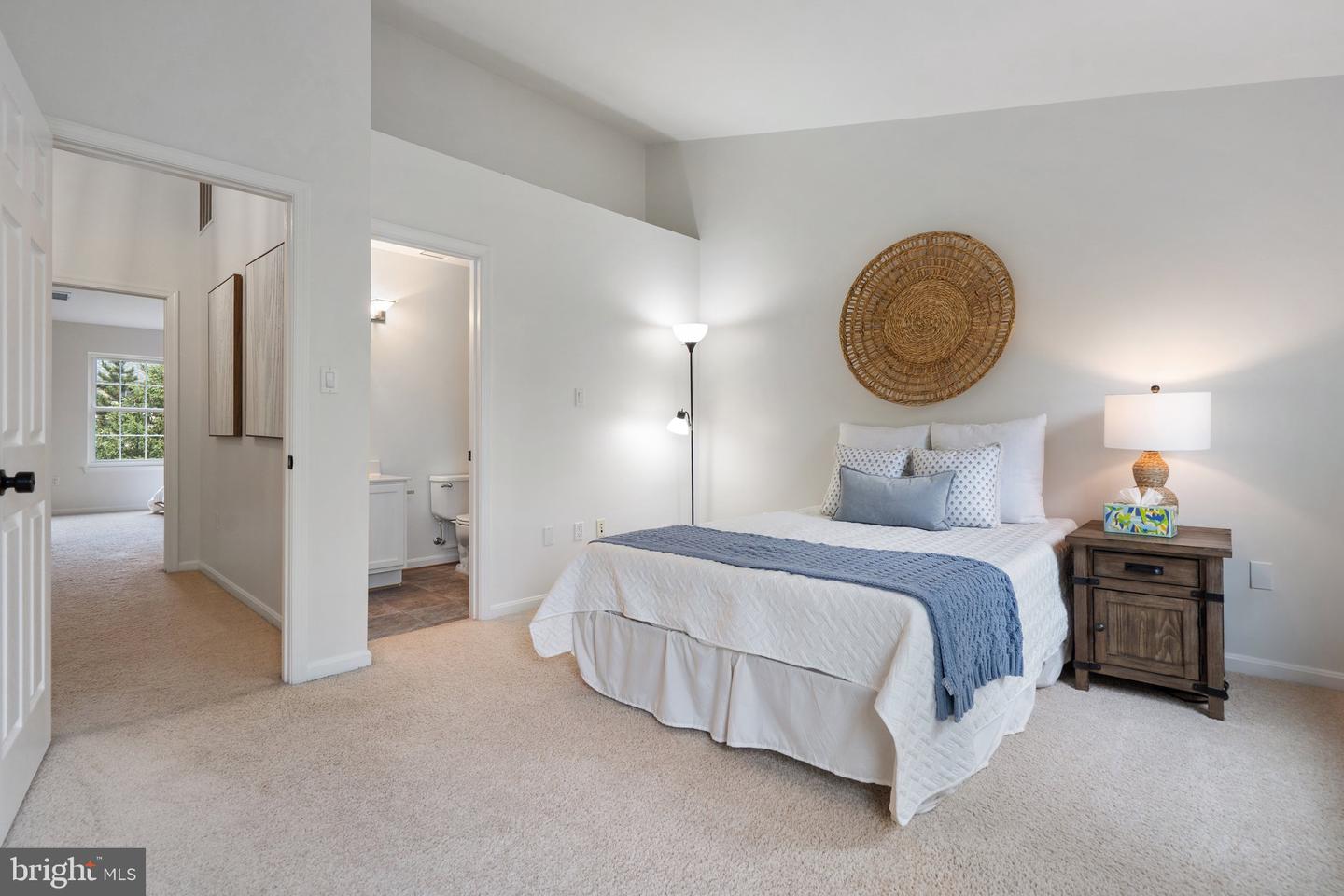 13124 KIDWELL FIELD RD, HERNDON, Virginia 20171, 2 Bedrooms Bedrooms, ,2 BathroomsBathrooms,Residential,For sale,13124 KIDWELL FIELD RD,VAFX2244798 MLS # VAFX2244798