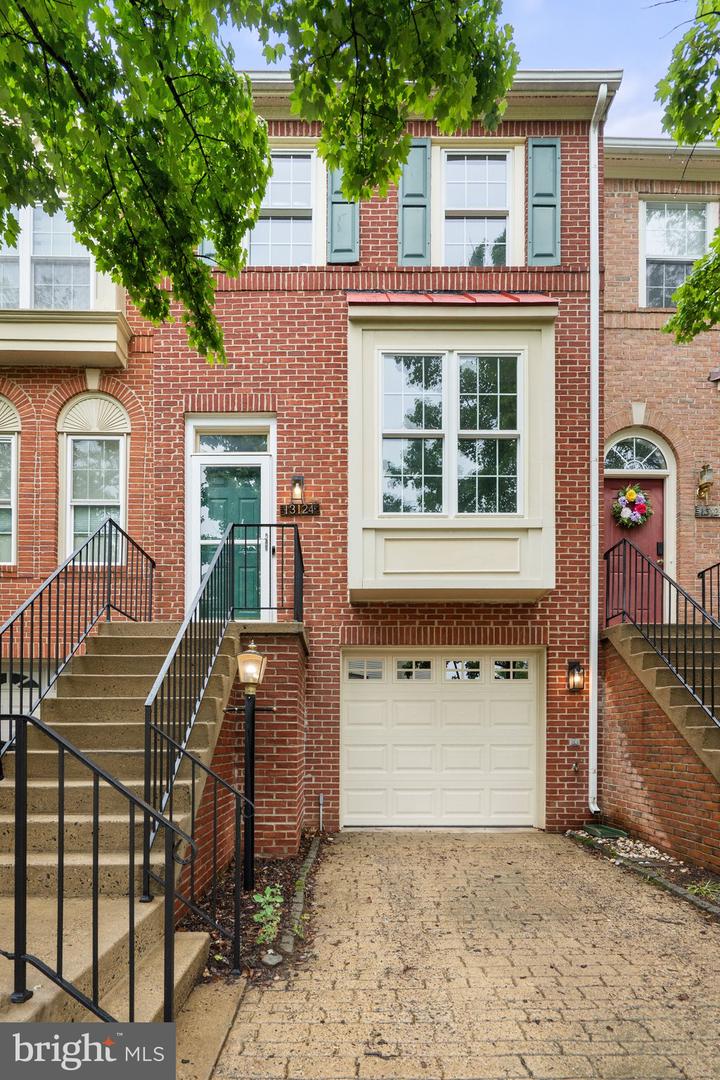 13124 KIDWELL FIELD RD, HERNDON, Virginia 20171, 2 Bedrooms Bedrooms, ,2 BathroomsBathrooms,Residential,For sale,13124 KIDWELL FIELD RD,VAFX2244798 MLS # VAFX2244798