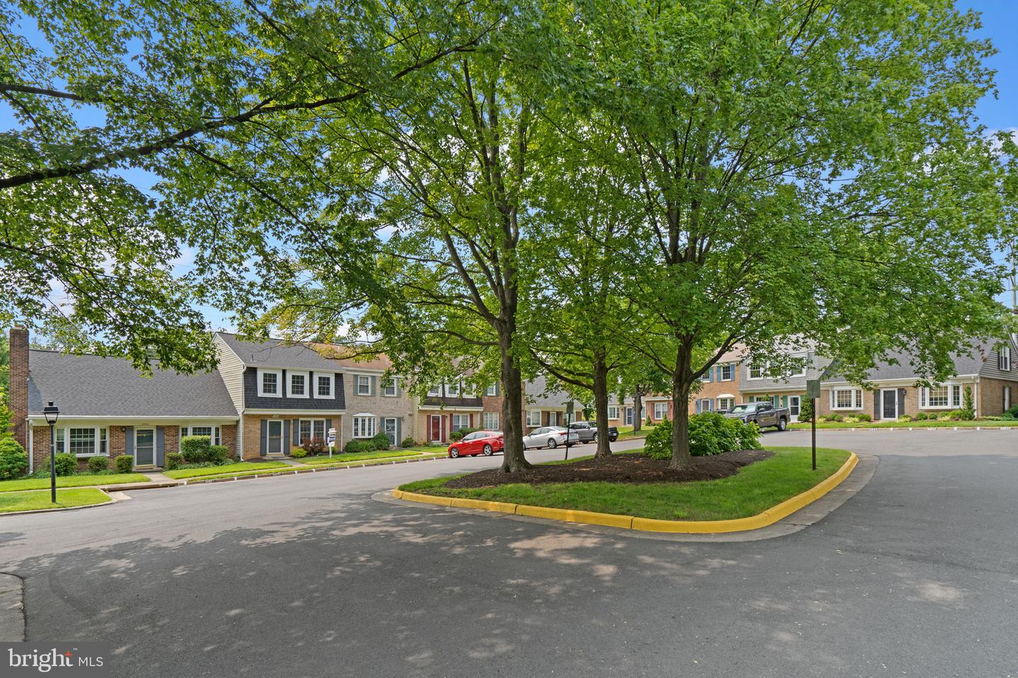 2538 HERRELL CT, FALLS CHURCH, Virginia 22043, 3 Bedrooms Bedrooms, ,2 BathroomsBathrooms,Residential,For sale,2538 HERRELL CT,VAFX2244592 MLS # VAFX2244592