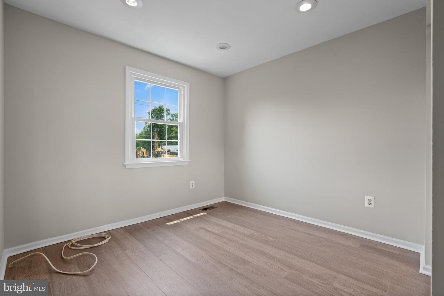 2538 HERRELL CT, FALLS CHURCH, Virginia 22043, 3 Bedrooms Bedrooms, ,2 BathroomsBathrooms,Residential,For sale,2538 HERRELL CT,VAFX2244592 MLS # VAFX2244592