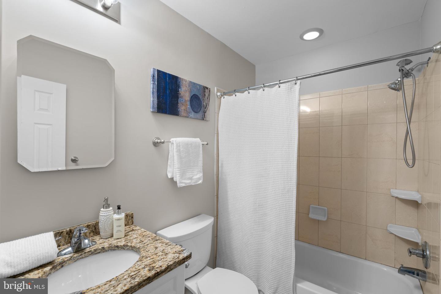 2538 HERRELL CT, FALLS CHURCH, Virginia 22043, 3 Bedrooms Bedrooms, ,2 BathroomsBathrooms,Residential,For sale,2538 HERRELL CT,VAFX2244592 MLS # VAFX2244592