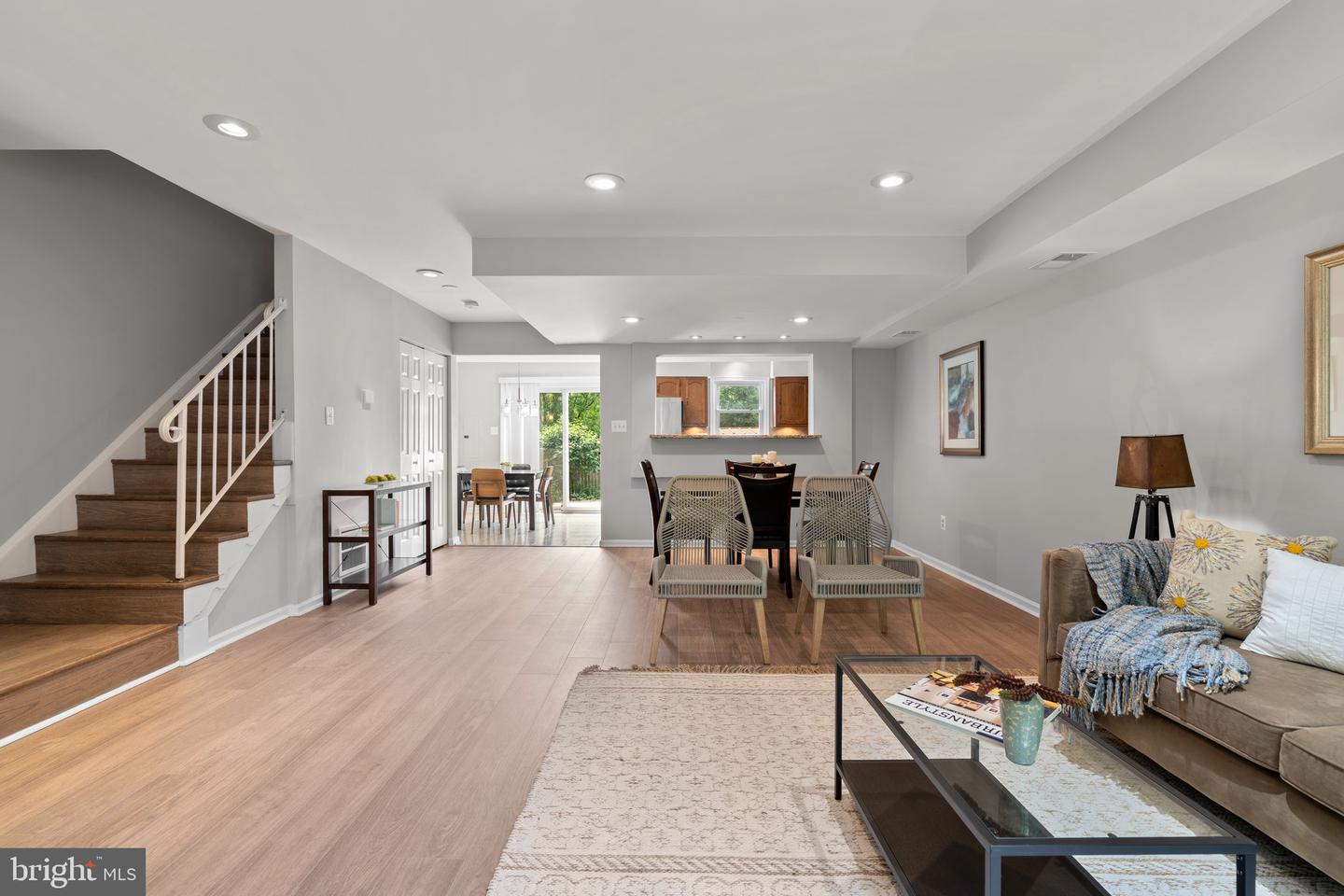 2538 HERRELL CT, FALLS CHURCH, Virginia 22043, 3 Bedrooms Bedrooms, ,2 BathroomsBathrooms,Residential,For sale,2538 HERRELL CT,VAFX2244592 MLS # VAFX2244592