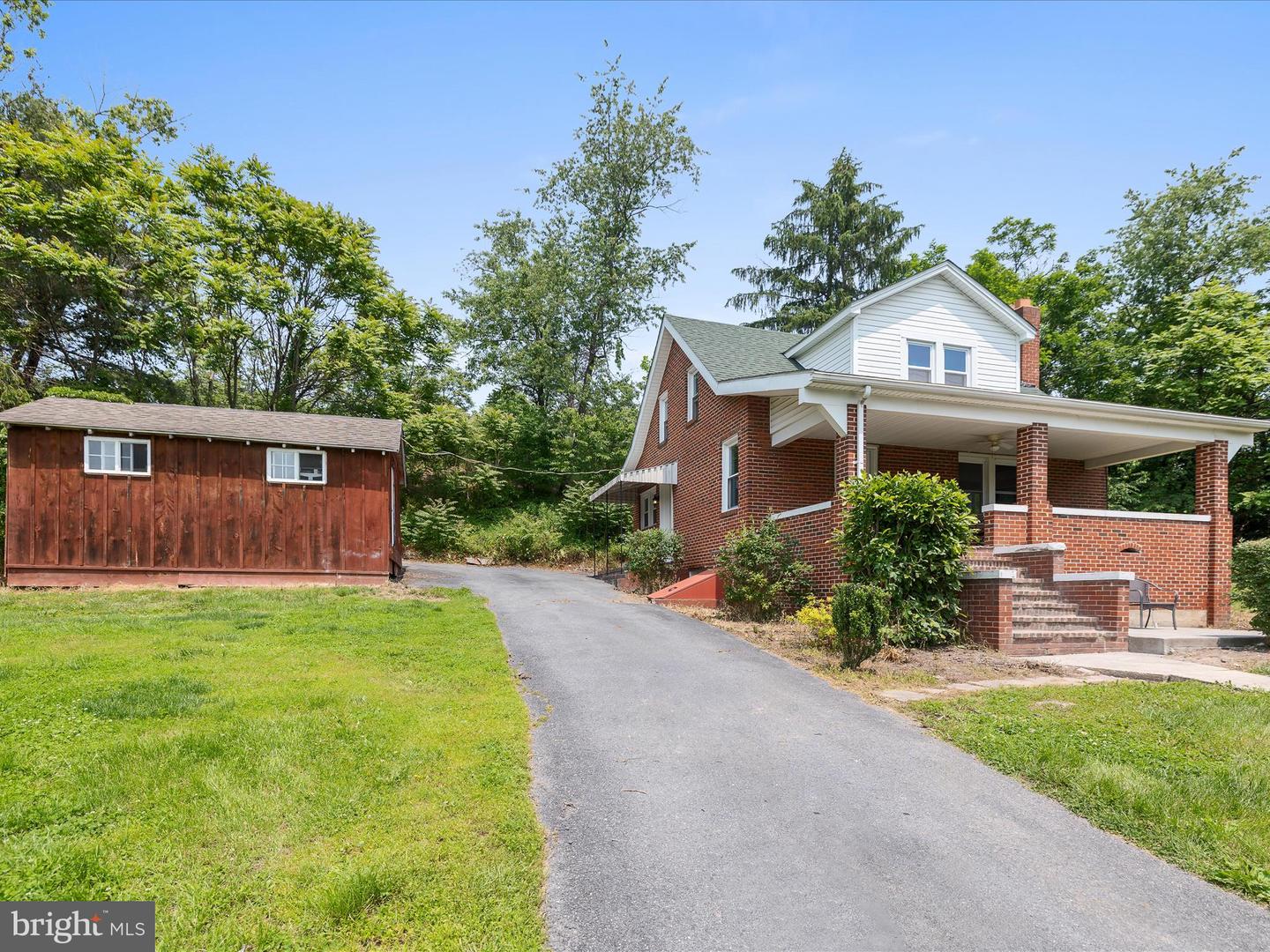 276 GORE RD, GORE, Virginia 22637, 3 Bedrooms Bedrooms, ,2 BathroomsBathrooms,Residential,For sale,276 GORE RD,VAFV2034580 MLS # VAFV2034580