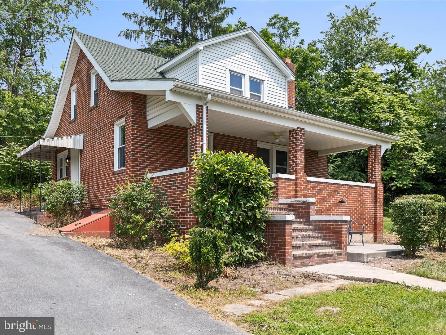 276 GORE RD, GORE, Virginia 22637, 3 Bedrooms Bedrooms, ,2 BathroomsBathrooms,Residential,For sale,276 GORE RD,VAFV2034580 MLS # VAFV2034580