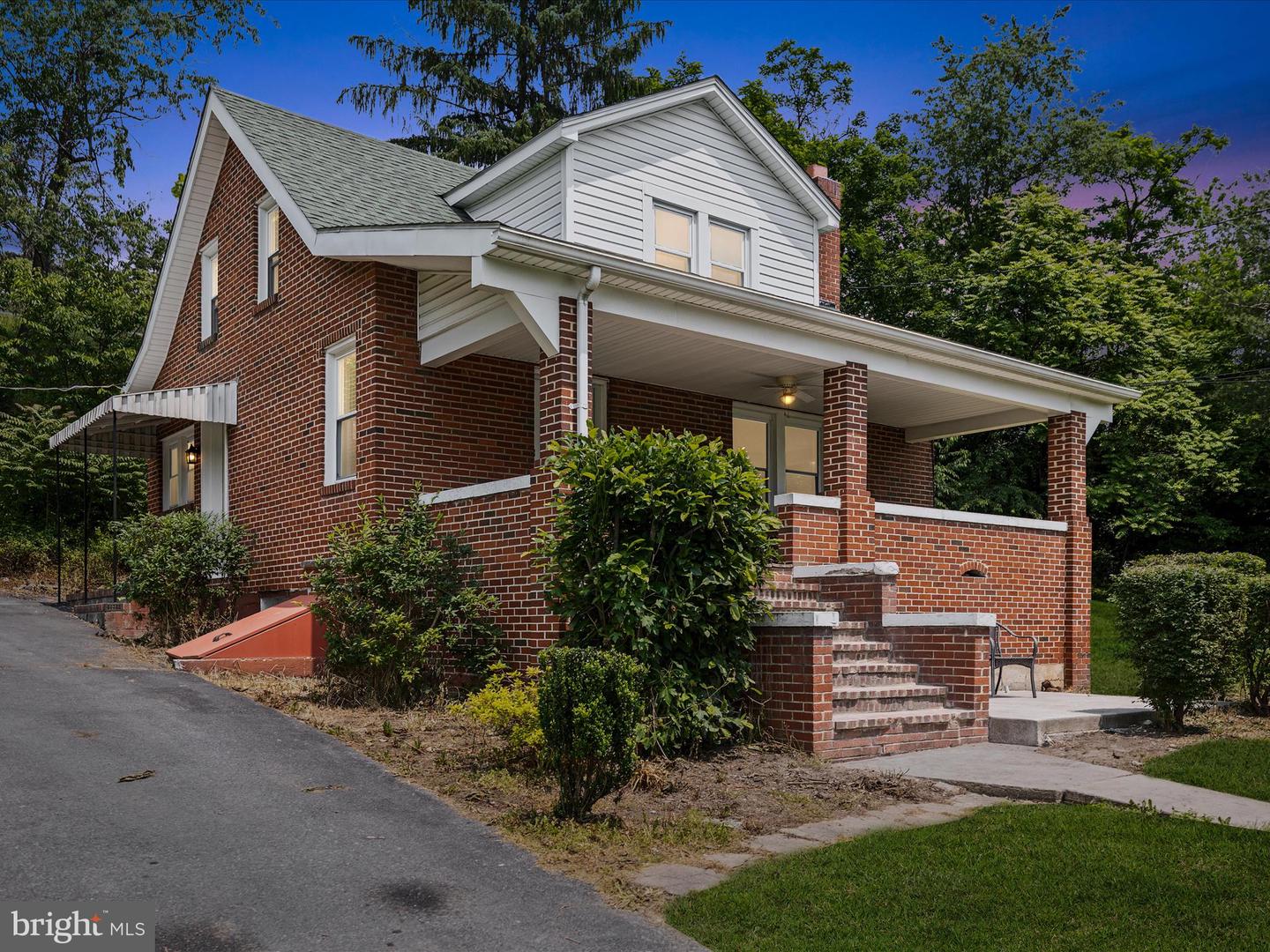 276 GORE RD, GORE, Virginia 22637, 3 Bedrooms Bedrooms, ,2 BathroomsBathrooms,Residential,For sale,276 GORE RD,VAFV2034580 MLS # VAFV2034580