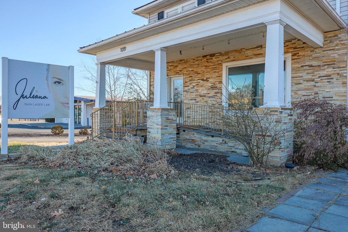 1019 BERRYVILLE, WINCHESTER, Virginia 22601, 5 Bedrooms Bedrooms, ,3 BathroomsBathrooms,Residential,For sale,1019 BERRYVILLE,VAFV2034622 MLS # VAFV2034622