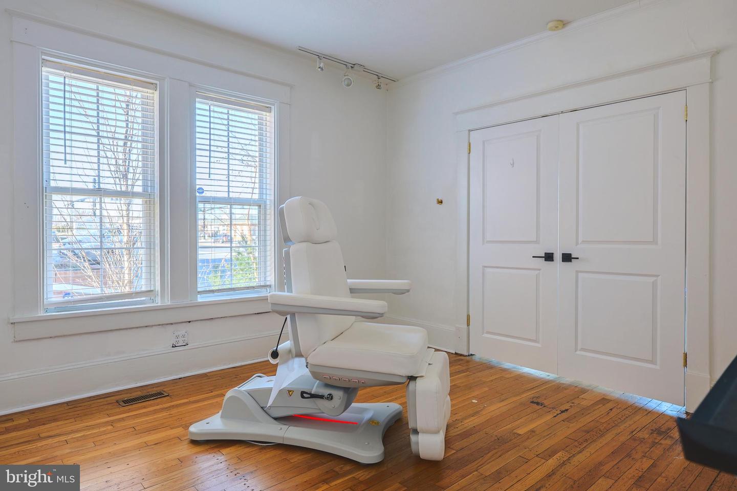 1019 BERRYVILLE, WINCHESTER, Virginia 22601, 5 Bedrooms Bedrooms, ,3 BathroomsBathrooms,Residential,For sale,1019 BERRYVILLE,VAFV2034622 MLS # VAFV2034622