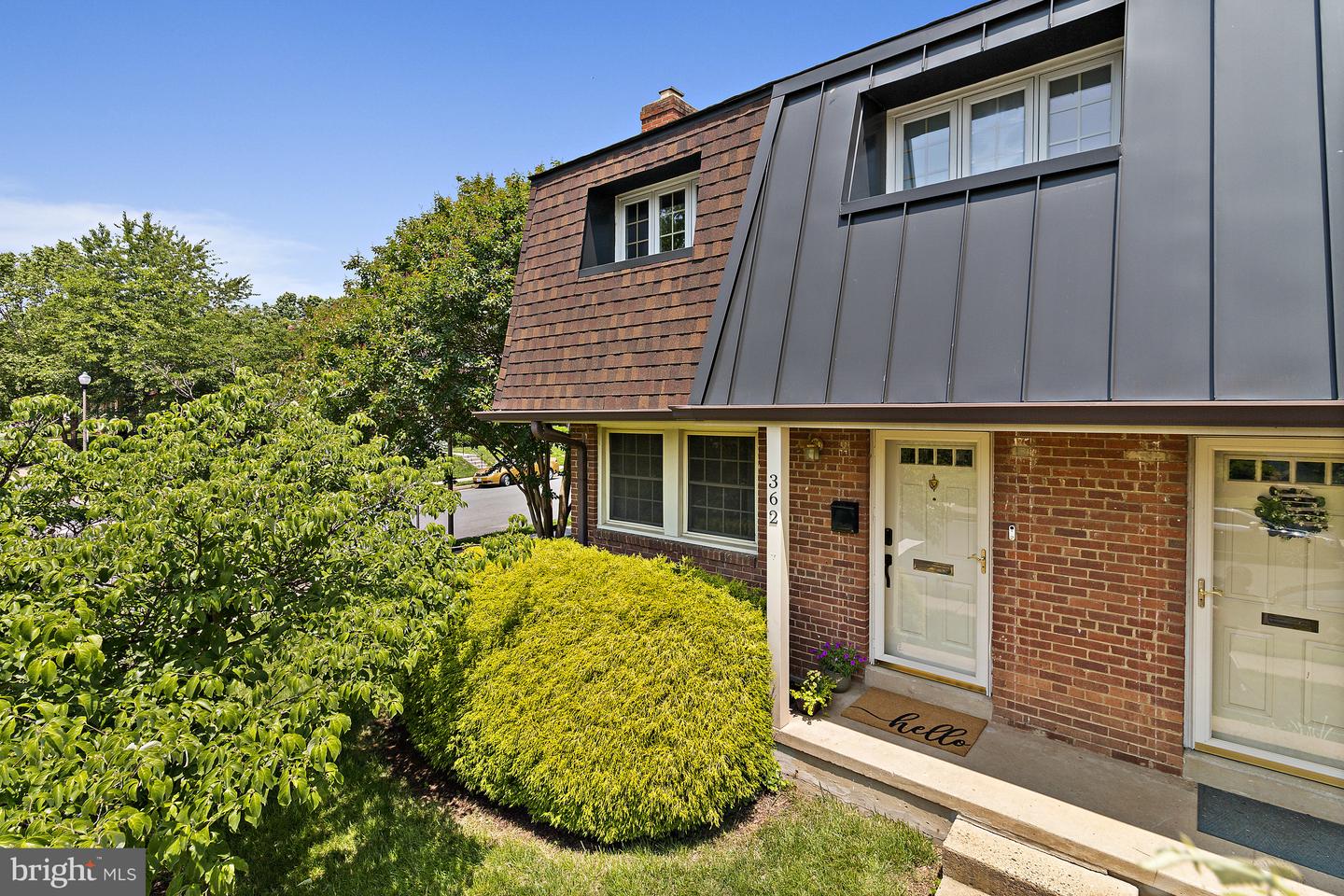 362 JAMES ST #384, FALLS CHURCH, Virginia 22046, 2 Bedrooms Bedrooms, ,2 BathroomsBathrooms,Residential,For sale,362 JAMES ST #384,VAFA2003064 MLS # VAFA2003064