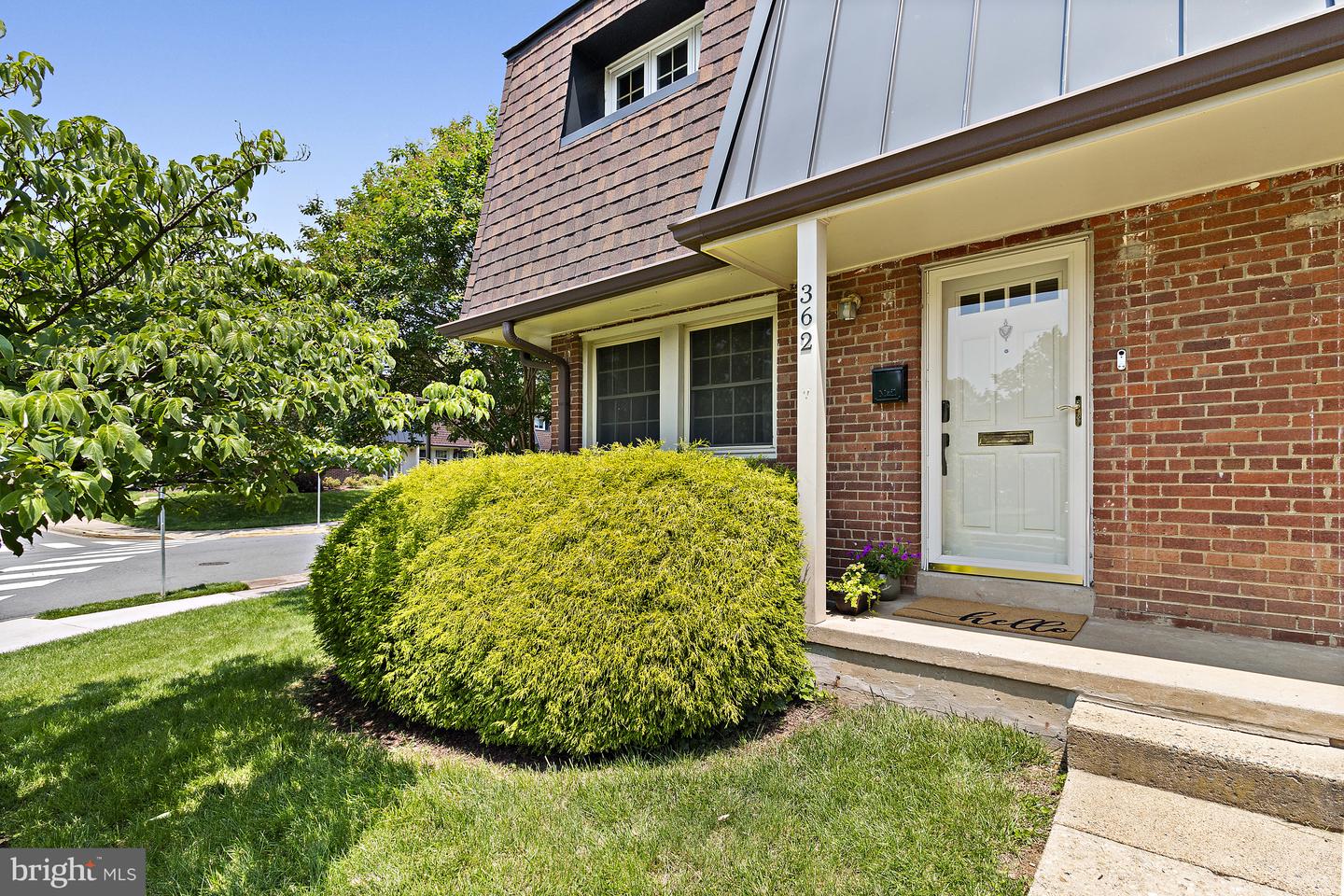 362 JAMES ST #384, FALLS CHURCH, Virginia 22046, 2 Bedrooms Bedrooms, ,2 BathroomsBathrooms,Residential,For sale,362 JAMES ST #384,VAFA2003064 MLS # VAFA2003064