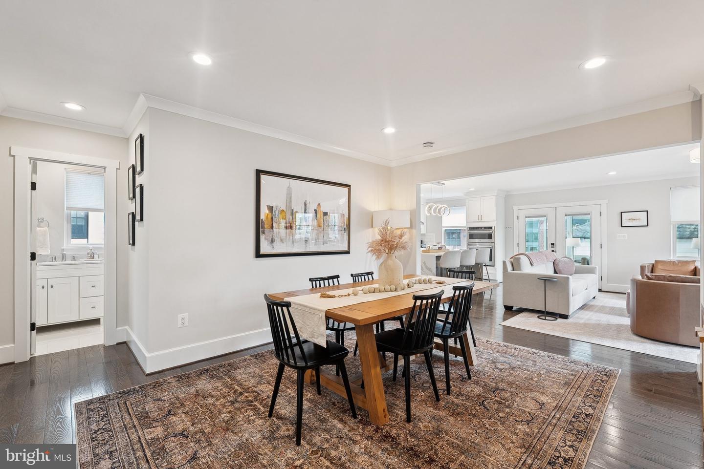 705 N BARTON ST, ARLINGTON, Virginia 22201, 6 Bedrooms Bedrooms, ,6 BathroomsBathrooms,Residential,For sale,705 N BARTON ST,VAAR2058538 MLS # VAAR2058538