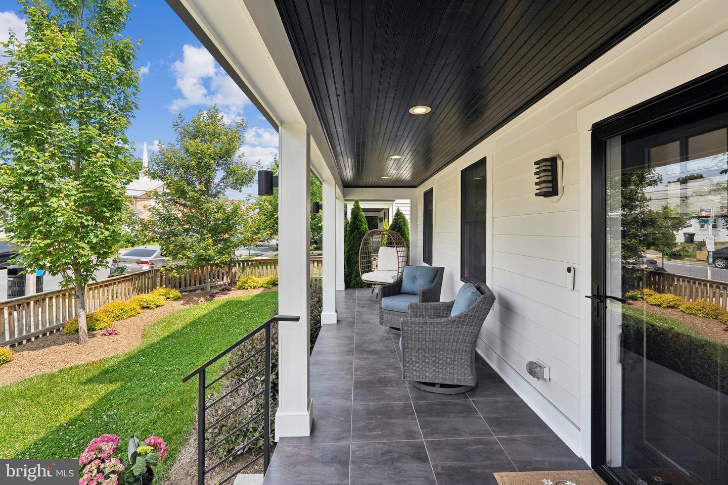 705 N BARTON ST, ARLINGTON, Virginia 22201, 6 Bedrooms Bedrooms, ,6 BathroomsBathrooms,Residential,For sale,705 N BARTON ST,VAAR2058538 MLS # VAAR2058538