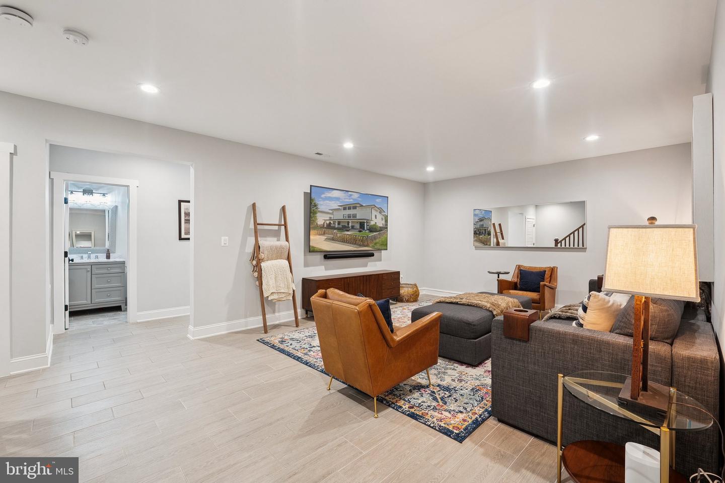 705 N BARTON ST, ARLINGTON, Virginia 22201, 6 Bedrooms Bedrooms, ,6 BathroomsBathrooms,Residential,For sale,705 N BARTON ST,VAAR2058538 MLS # VAAR2058538