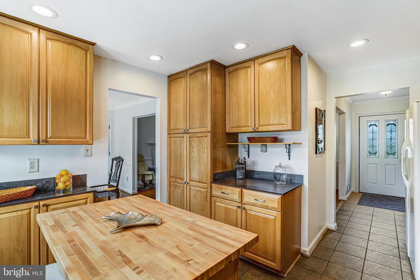 5901 WIVENHOE CT, ALEXANDRIA, Virginia 22315, 5 Bedrooms Bedrooms, ,3 BathroomsBathrooms,Residential,For sale,5901 WIVENHOE CT,VAFX2244918 MLS # VAFX2244918