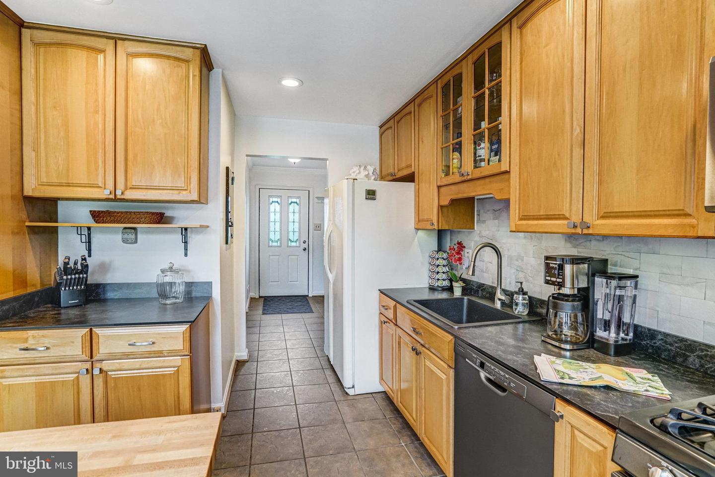 5901 WIVENHOE CT, ALEXANDRIA, Virginia 22315, 5 Bedrooms Bedrooms, ,3 BathroomsBathrooms,Residential,For sale,5901 WIVENHOE CT,VAFX2244918 MLS # VAFX2244918