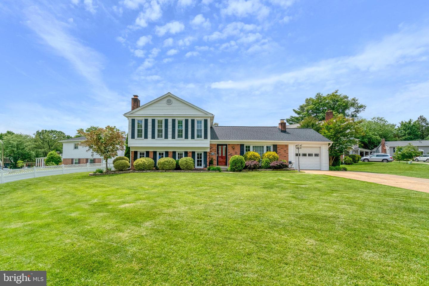 5901 WIVENHOE CT, ALEXANDRIA, Virginia 22315, 5 Bedrooms Bedrooms, ,3 BathroomsBathrooms,Residential,For sale,5901 WIVENHOE CT,VAFX2244918 MLS # VAFX2244918