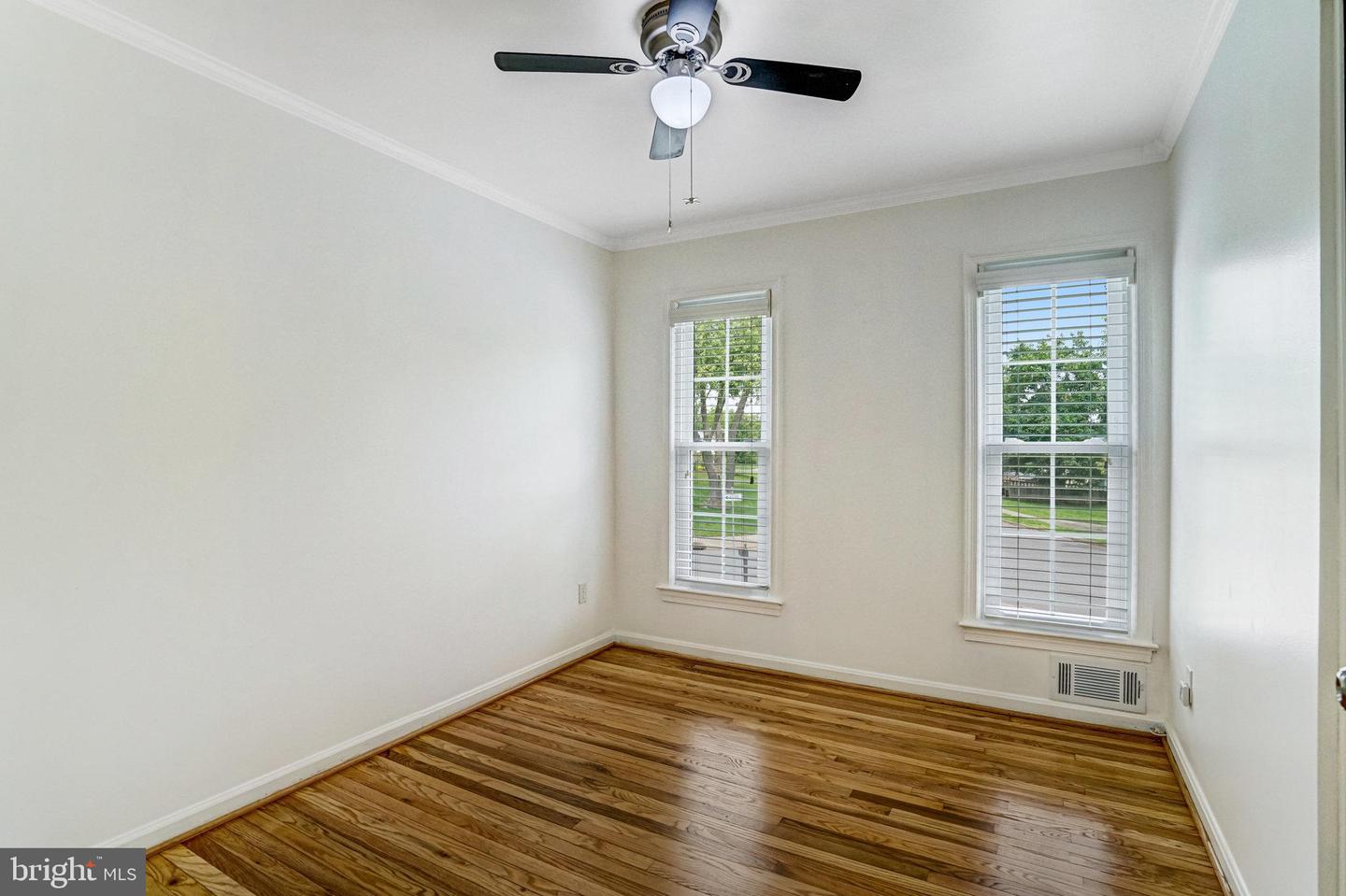 5901 WIVENHOE CT, ALEXANDRIA, Virginia 22315, 5 Bedrooms Bedrooms, ,3 BathroomsBathrooms,Residential,For sale,5901 WIVENHOE CT,VAFX2244918 MLS # VAFX2244918