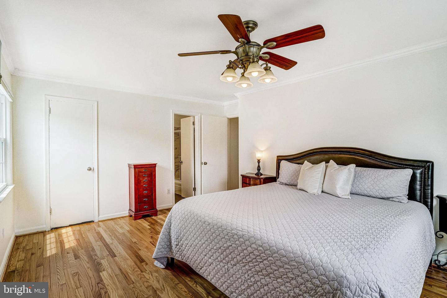5901 WIVENHOE CT, ALEXANDRIA, Virginia 22315, 5 Bedrooms Bedrooms, ,3 BathroomsBathrooms,Residential,For sale,5901 WIVENHOE CT,VAFX2244918 MLS # VAFX2244918
