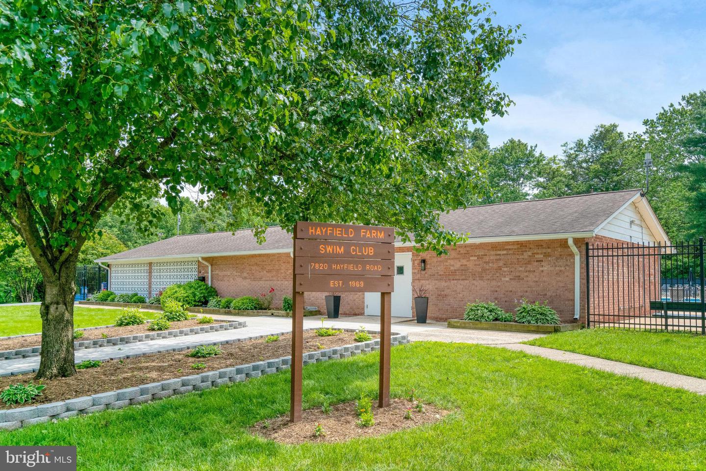 5901 WIVENHOE CT, ALEXANDRIA, Virginia 22315, 5 Bedrooms Bedrooms, ,3 BathroomsBathrooms,Residential,For sale,5901 WIVENHOE CT,VAFX2244918 MLS # VAFX2244918