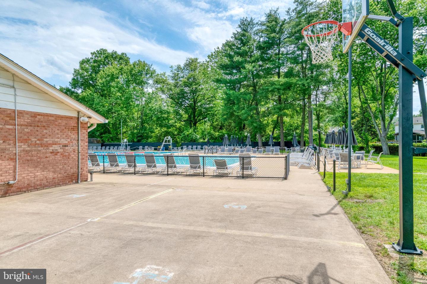 5901 WIVENHOE CT, ALEXANDRIA, Virginia 22315, 5 Bedrooms Bedrooms, ,3 BathroomsBathrooms,Residential,For sale,5901 WIVENHOE CT,VAFX2244918 MLS # VAFX2244918