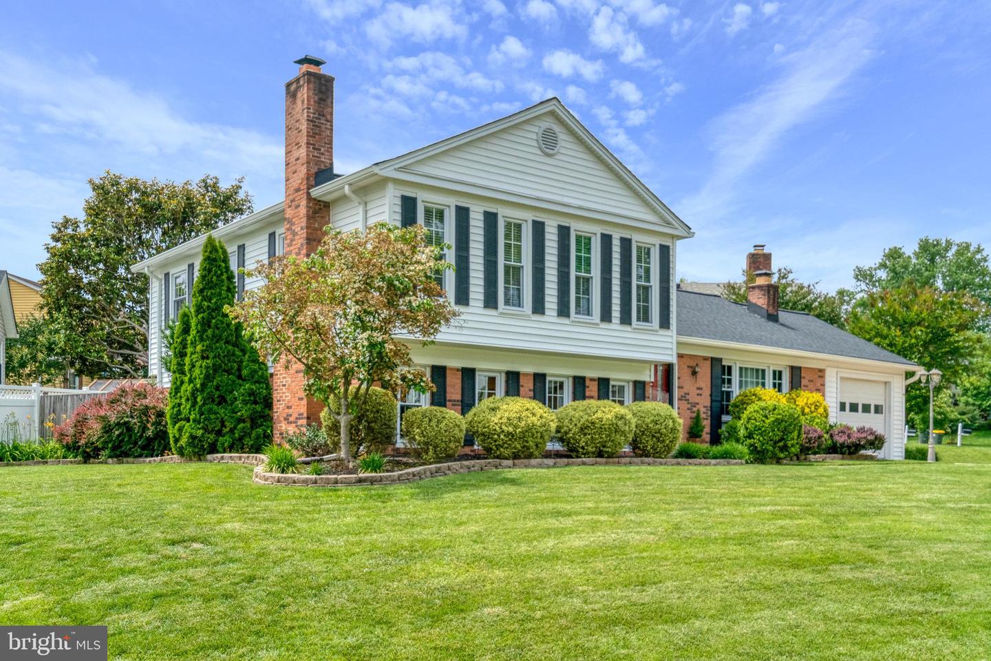 5901 WIVENHOE CT, ALEXANDRIA, Virginia 22315, 5 Bedrooms Bedrooms, ,3 BathroomsBathrooms,Residential,For sale,5901 WIVENHOE CT,VAFX2244918 MLS # VAFX2244918