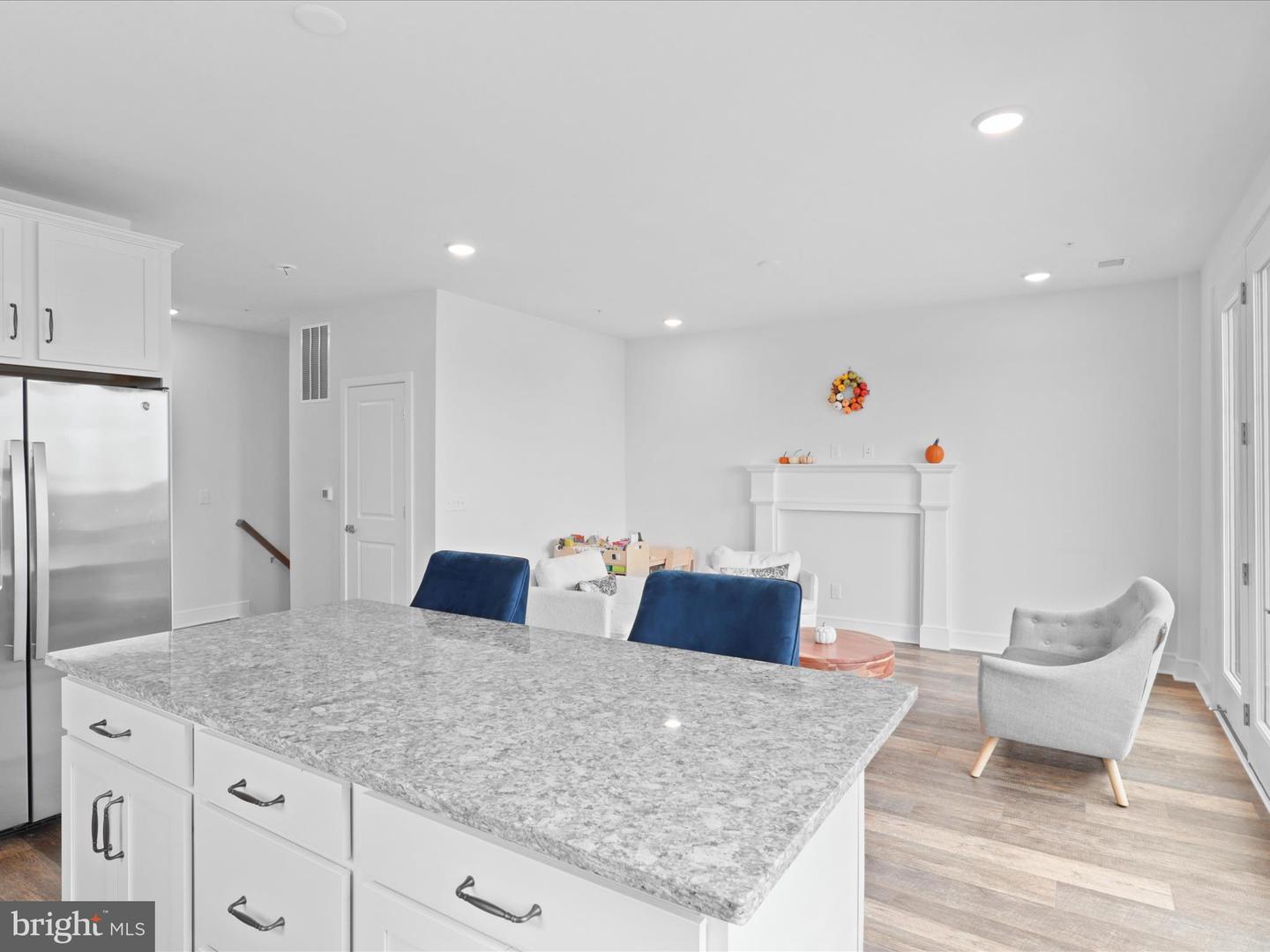 20789 LAMLASH TER, ASHBURN, Virginia 20147, 3 Bedrooms Bedrooms, ,2 BathroomsBathrooms,Residential,For sale,20789 LAMLASH TER,VALO2098598 MLS # VALO2098598
