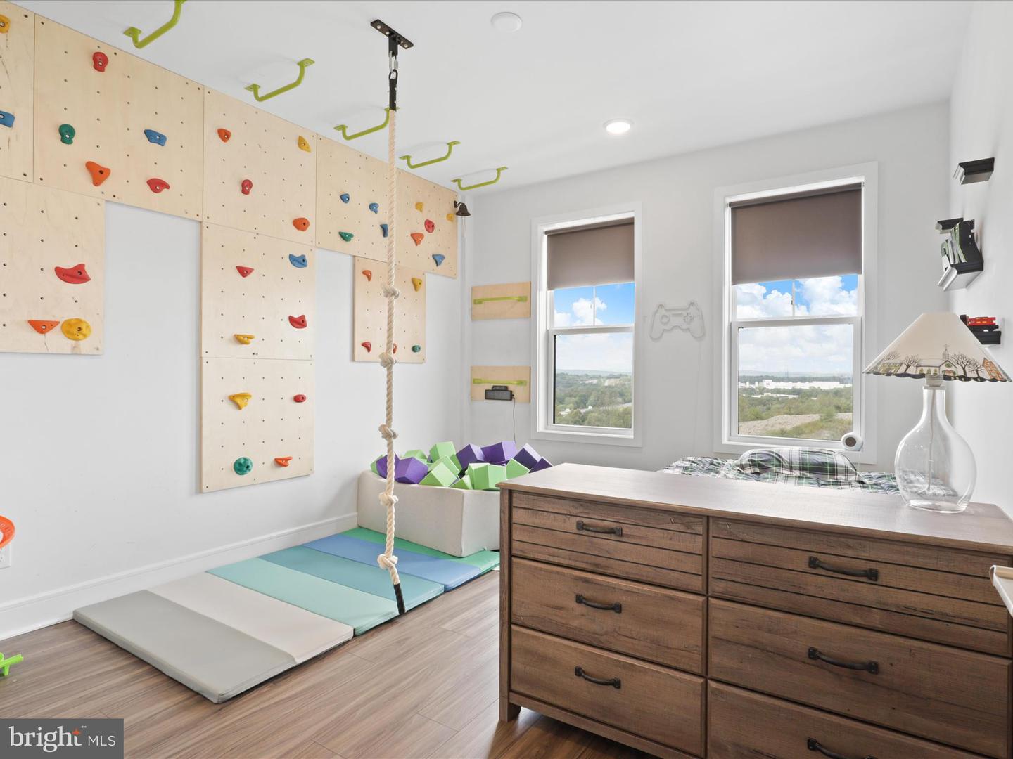 20789 LAMLASH TER, ASHBURN, Virginia 20147, 3 Bedrooms Bedrooms, ,2 BathroomsBathrooms,Residential,For sale,20789 LAMLASH TER,VALO2098598 MLS # VALO2098598