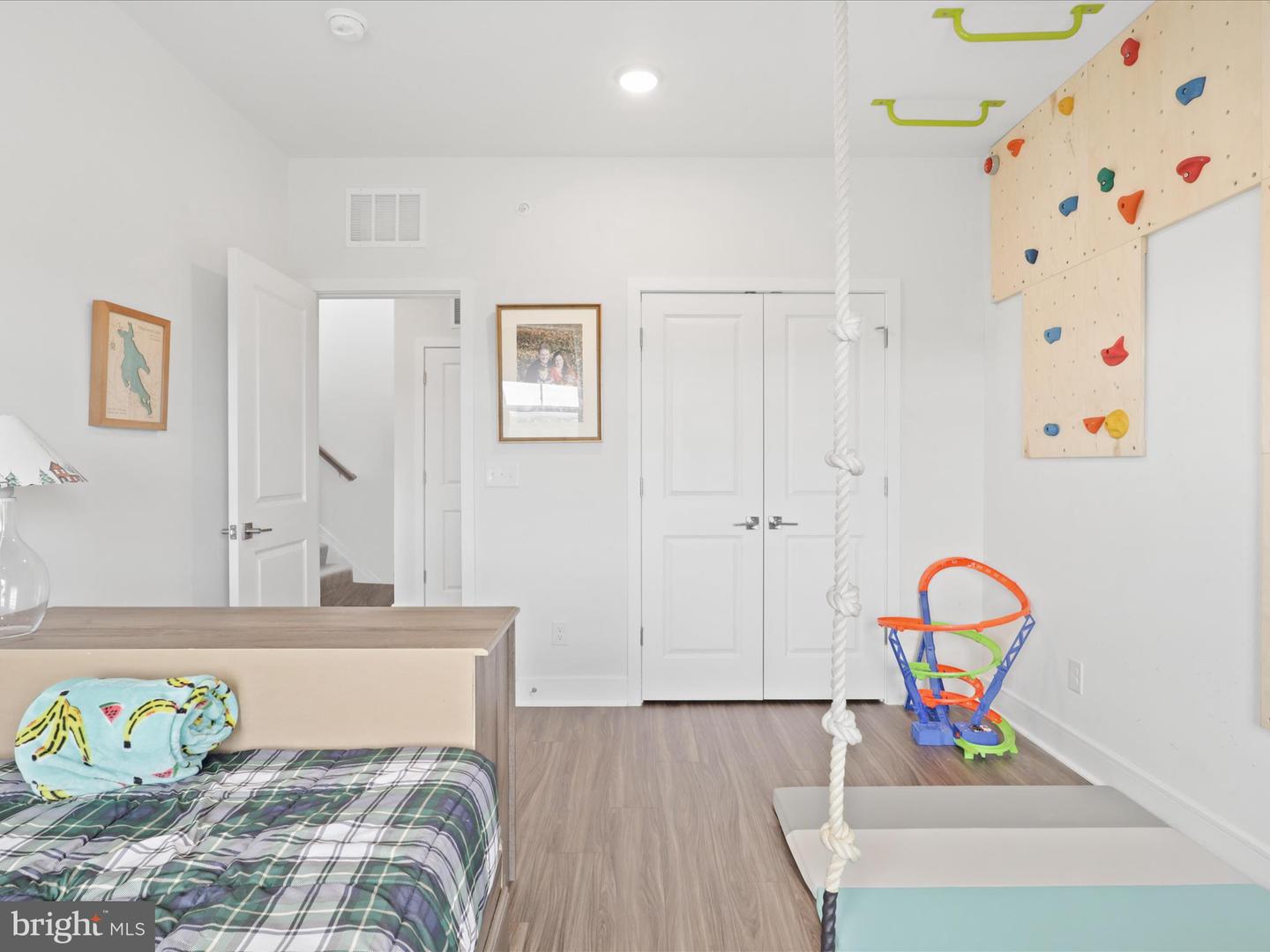 20789 LAMLASH TER, ASHBURN, Virginia 20147, 3 Bedrooms Bedrooms, ,2 BathroomsBathrooms,Residential,For sale,20789 LAMLASH TER,VALO2098598 MLS # VALO2098598