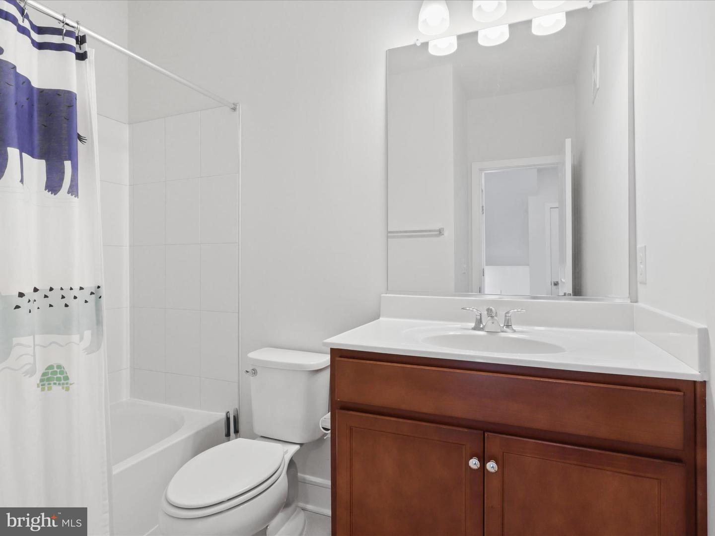 20789 LAMLASH TER, ASHBURN, Virginia 20147, 3 Bedrooms Bedrooms, ,2 BathroomsBathrooms,Residential,For sale,20789 LAMLASH TER,VALO2098598 MLS # VALO2098598