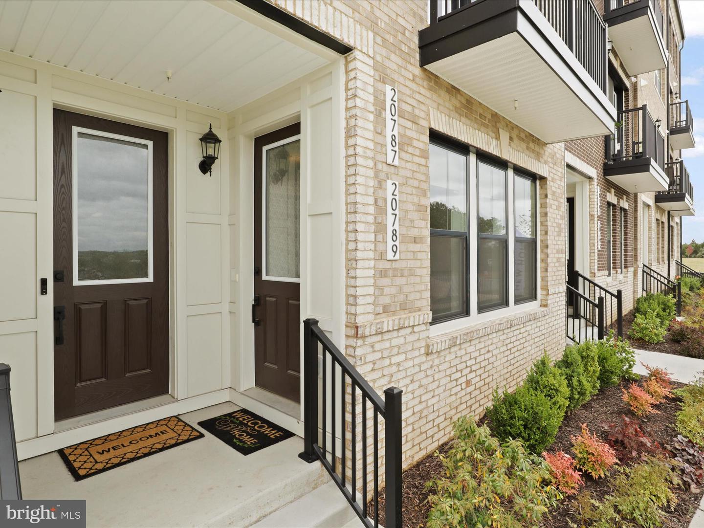 20789 LAMLASH TER, ASHBURN, Virginia 20147, 3 Bedrooms Bedrooms, ,2 BathroomsBathrooms,Residential,For sale,20789 LAMLASH TER,VALO2098598 MLS # VALO2098598