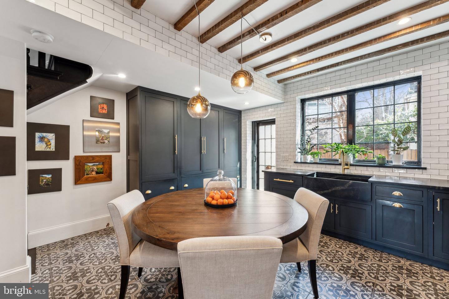 207 3RD ST NE, WASHINGTON, District Of Columbia 20002, 4 Bedrooms Bedrooms, ,4 BathroomsBathrooms,Residential,For sale,207 3RD ST NE,DCDC2203822 MLS # DCDC2203822