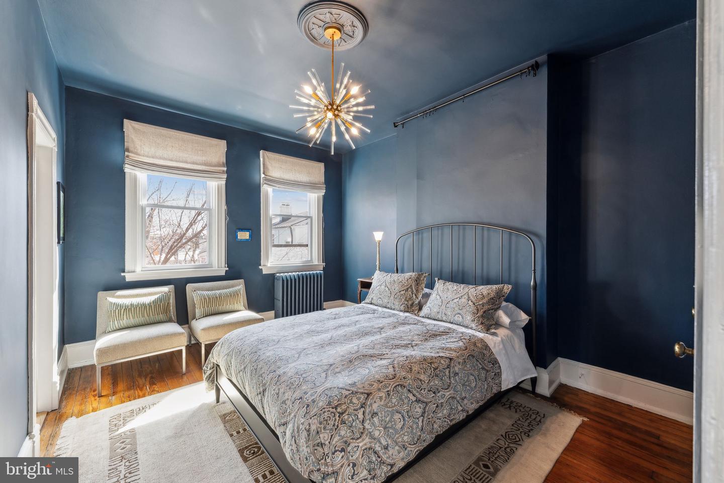 207 3RD ST NE, WASHINGTON, District Of Columbia 20002, 4 Bedrooms Bedrooms, ,4 BathroomsBathrooms,Residential,For sale,207 3RD ST NE,DCDC2203822 MLS # DCDC2203822