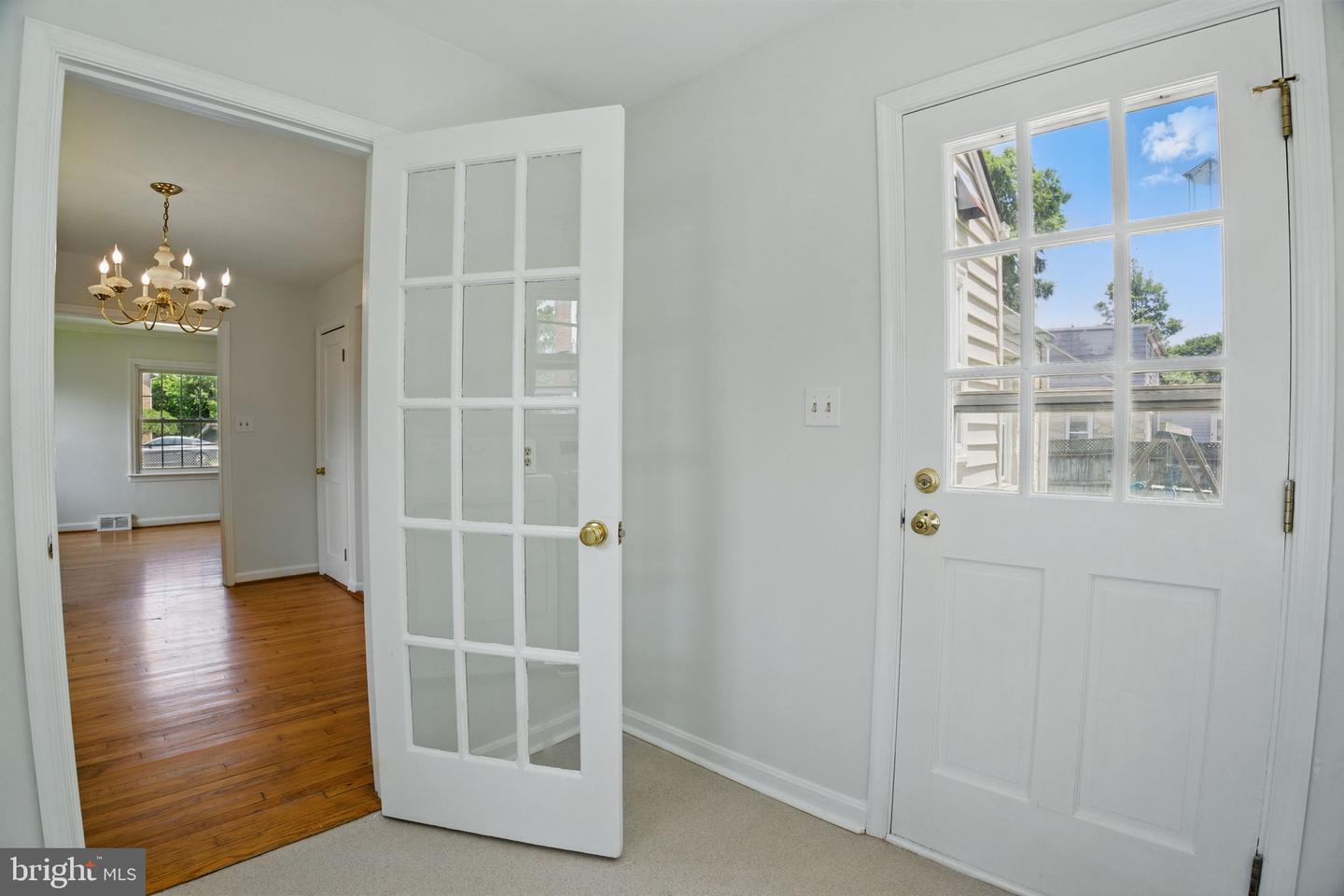 2607 POPKINS LN, ALEXANDRIA, Virginia 22306, 4 Bedrooms Bedrooms, ,1 BathroomBathrooms,Residential,For sale,2607 POPKINS LN,VAFX2244834 MLS # VAFX2244834
