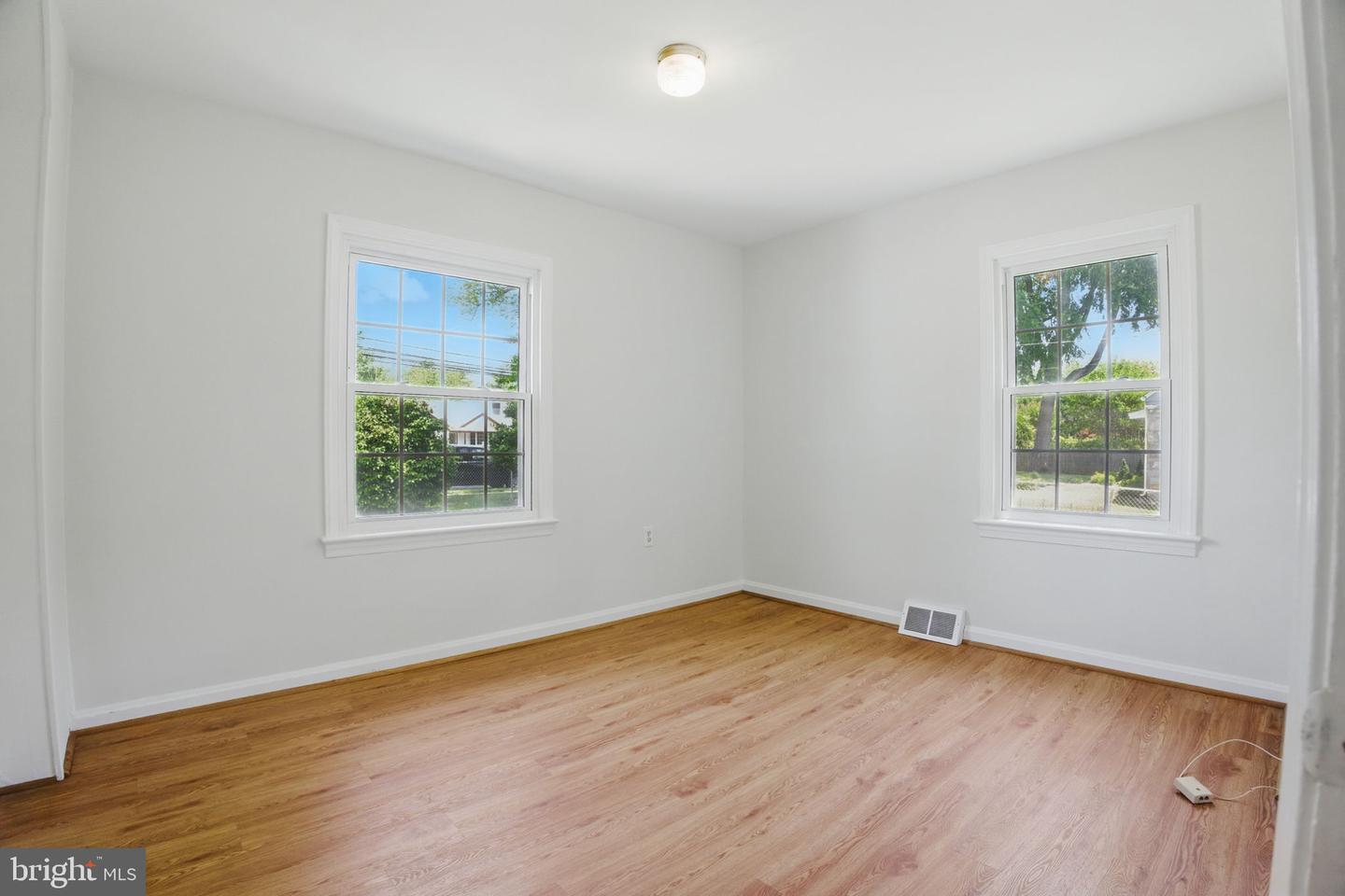 2607 POPKINS LN, ALEXANDRIA, Virginia 22306, 4 Bedrooms Bedrooms, ,1 BathroomBathrooms,Residential,For sale,2607 POPKINS LN,VAFX2244834 MLS # VAFX2244834