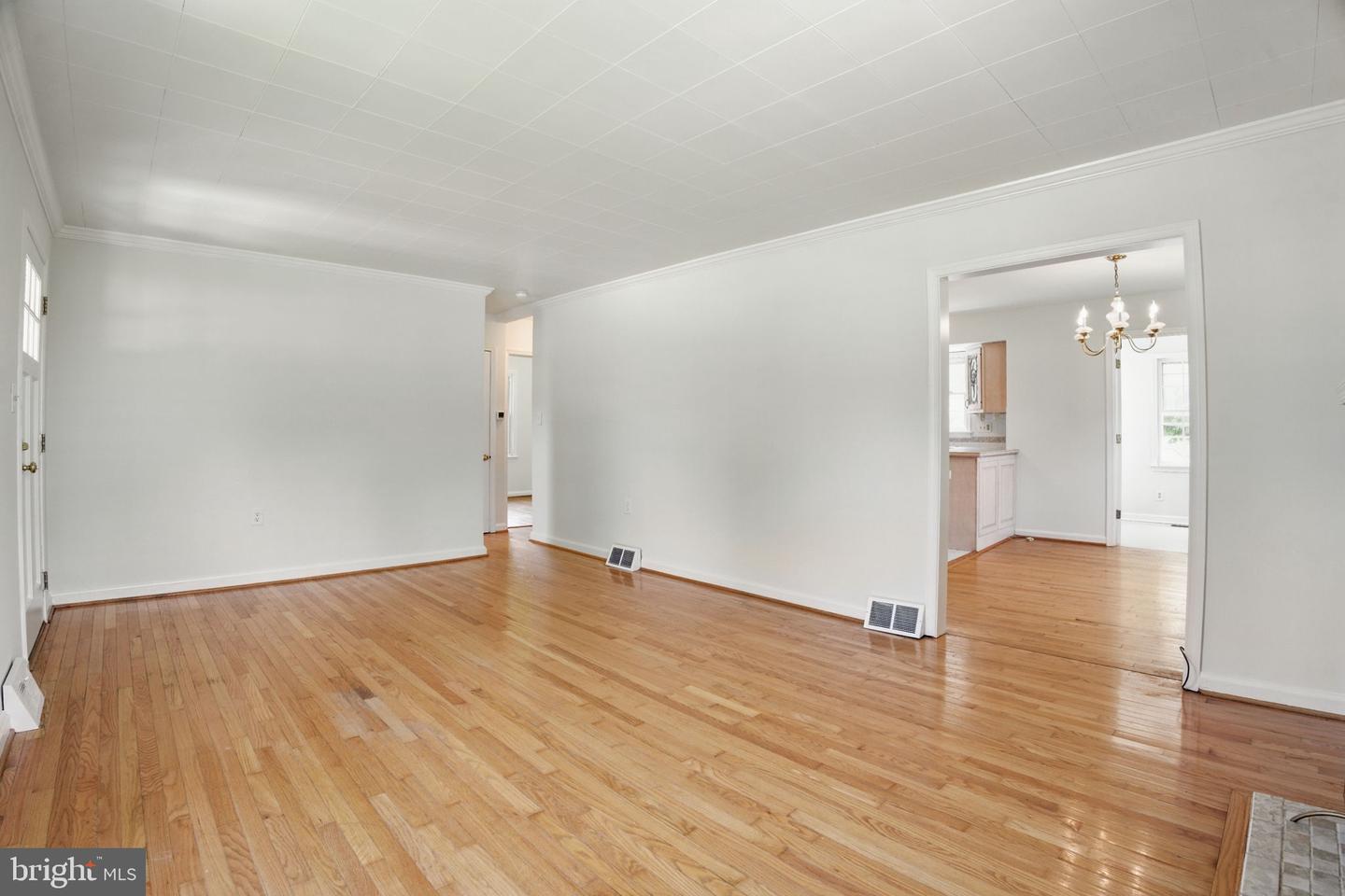 2607 POPKINS LN, ALEXANDRIA, Virginia 22306, 4 Bedrooms Bedrooms, ,1 BathroomBathrooms,Residential,For sale,2607 POPKINS LN,VAFX2244834 MLS # VAFX2244834