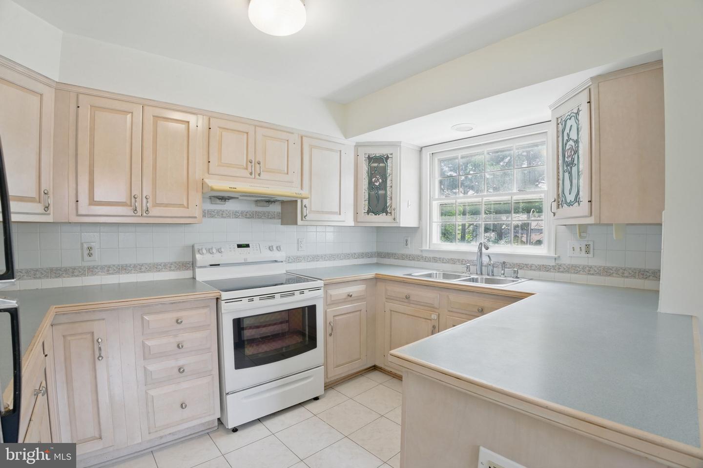 2607 POPKINS LN, ALEXANDRIA, Virginia 22306, 4 Bedrooms Bedrooms, ,1 BathroomBathrooms,Residential,For sale,2607 POPKINS LN,VAFX2244834 MLS # VAFX2244834