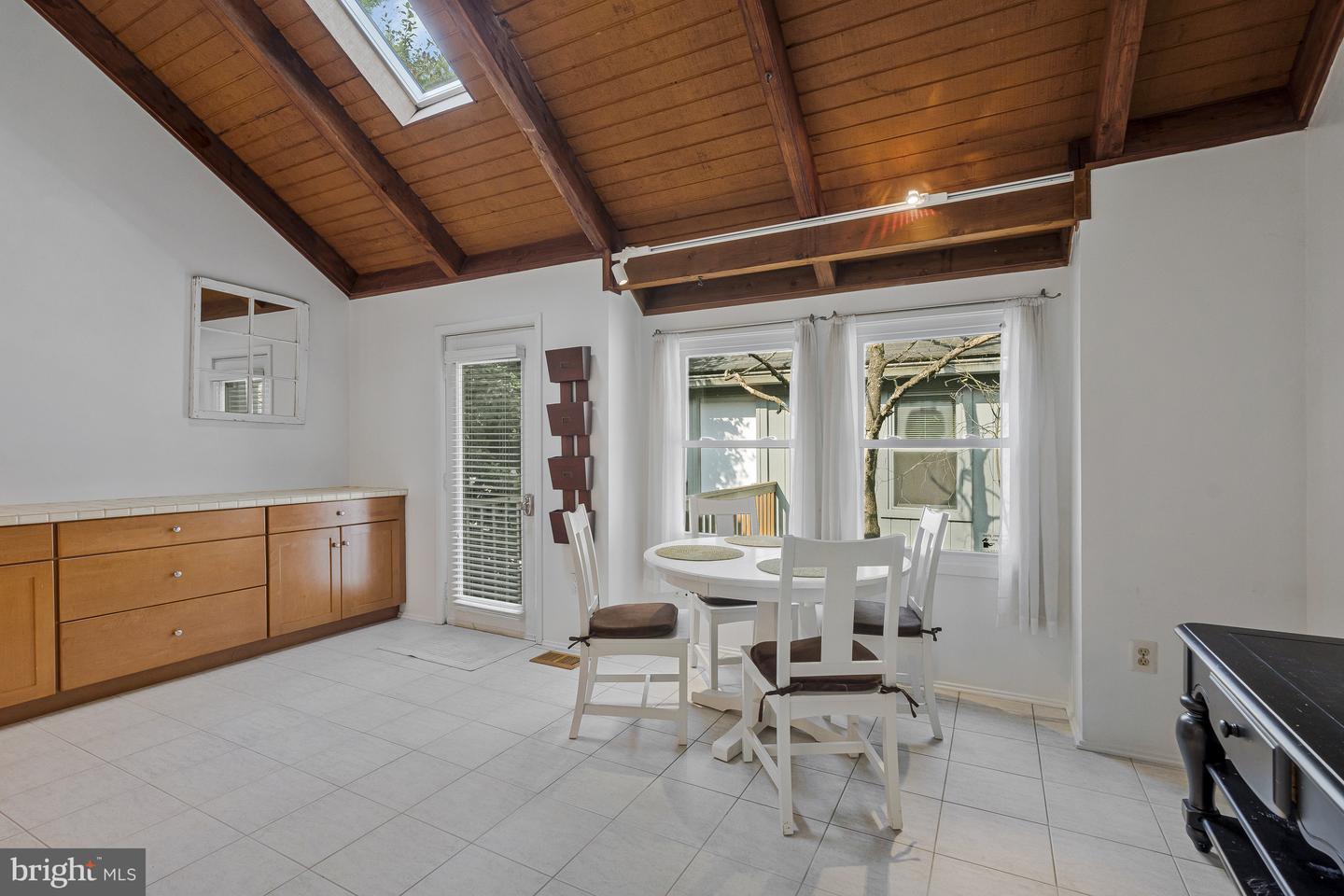 11174 GLADE DR, RESTON, Virginia 20191, 5 Bedrooms Bedrooms, ,4 BathroomsBathrooms,Residential,For sale,11174 GLADE DR,VAFX2244844 MLS # VAFX2244844