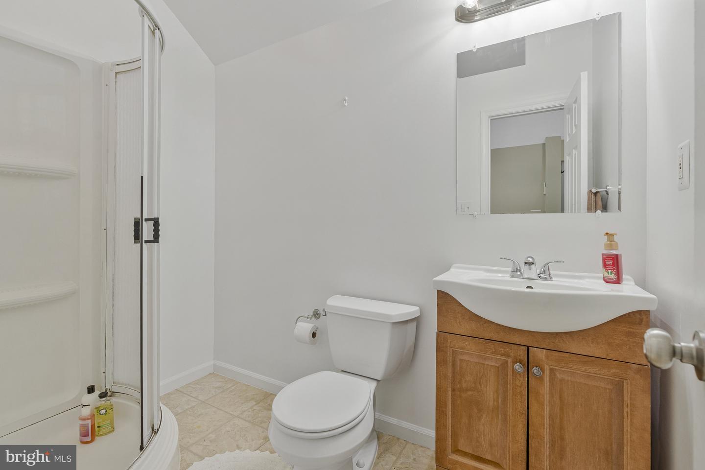 11174 GLADE DR, RESTON, Virginia 20191, 5 Bedrooms Bedrooms, ,4 BathroomsBathrooms,Residential,For sale,11174 GLADE DR,VAFX2244844 MLS # VAFX2244844