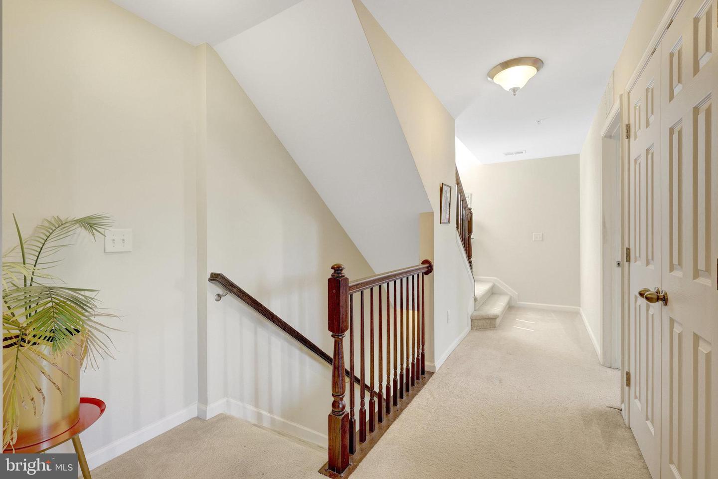 43405 TOWN GATE SQ, CHANTILLY, Virginia 20152, 3 Bedrooms Bedrooms, ,2 BathroomsBathrooms,Residential,For sale,43405 TOWN GATE SQ,VALO2098540 MLS # VALO2098540