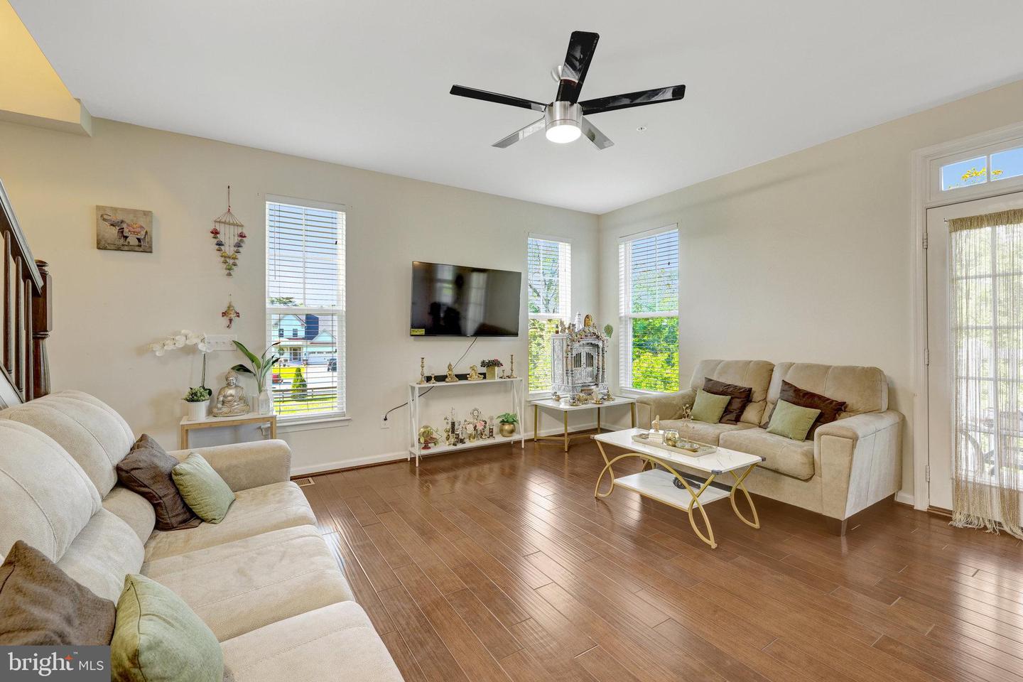 43405 TOWN GATE SQ, CHANTILLY, Virginia 20152, 3 Bedrooms Bedrooms, ,2 BathroomsBathrooms,Residential,For sale,43405 TOWN GATE SQ,VALO2098540 MLS # VALO2098540
