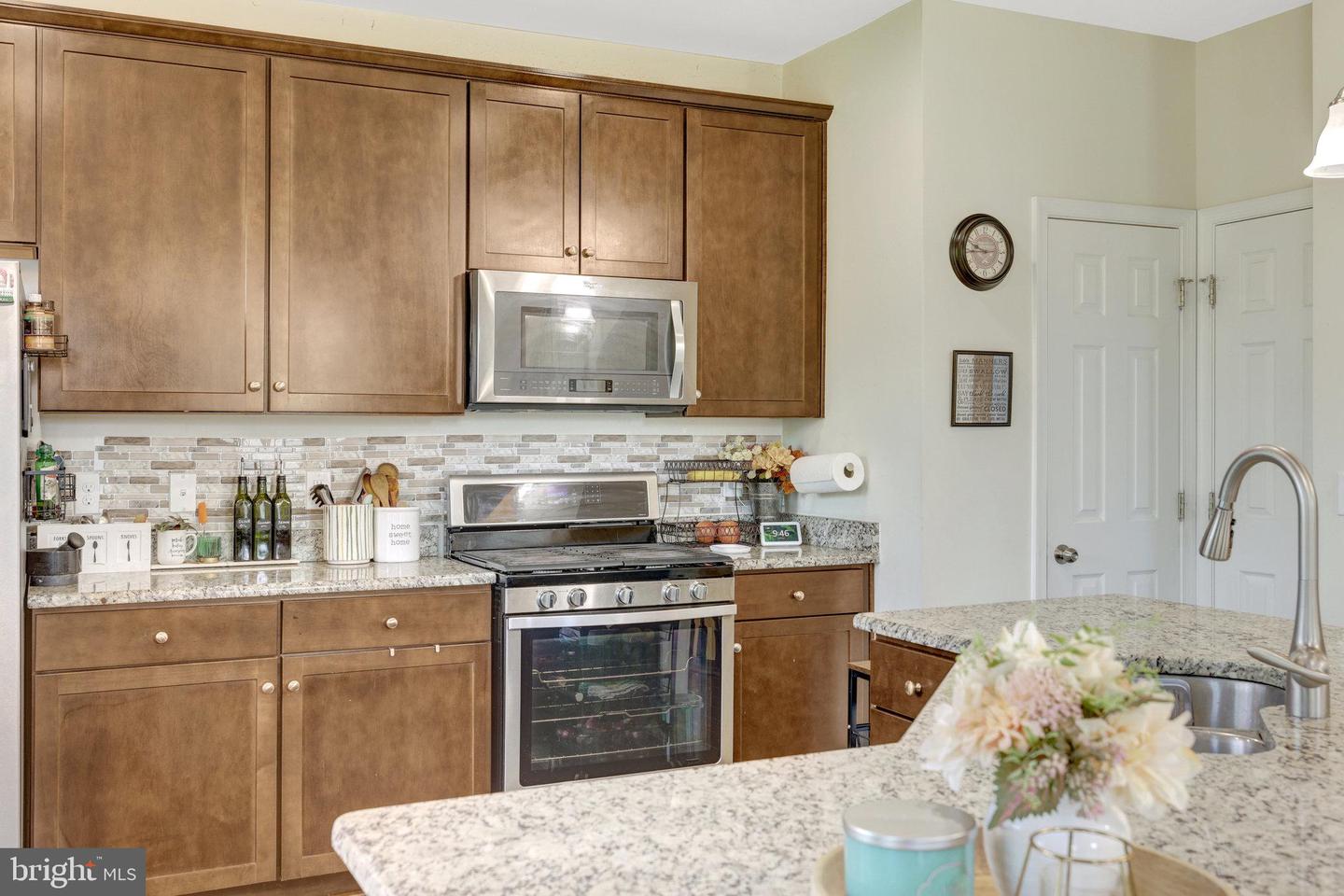 43405 TOWN GATE SQ, CHANTILLY, Virginia 20152, 3 Bedrooms Bedrooms, ,2 BathroomsBathrooms,Residential,For sale,43405 TOWN GATE SQ,VALO2098540 MLS # VALO2098540