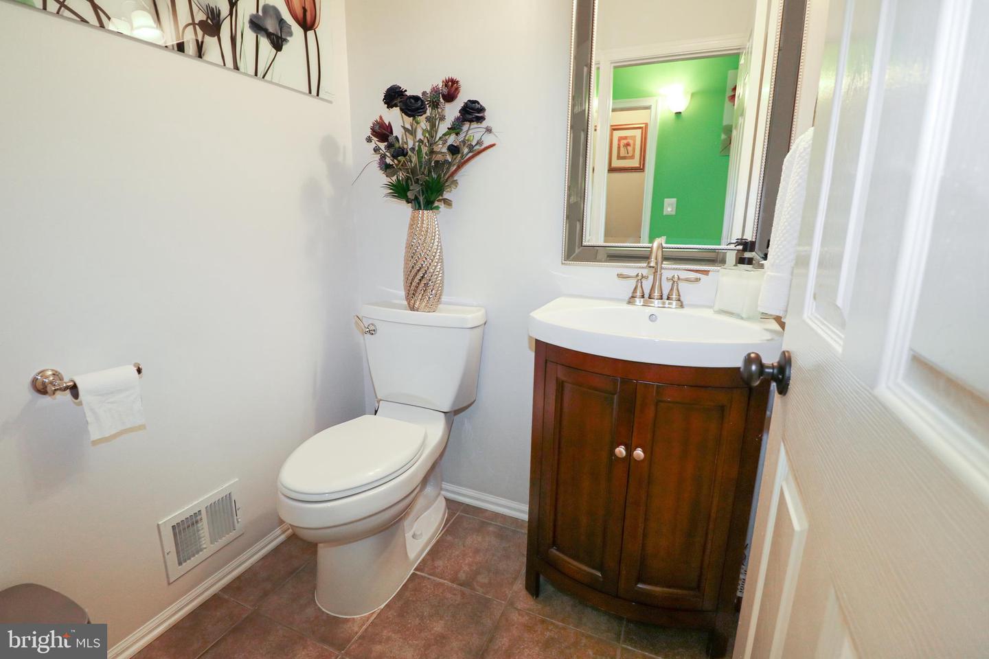 40 RIPLEY RD, STAFFORD, Virginia 22556, 5 Bedrooms Bedrooms, ,3 BathroomsBathrooms,Residential,For sale,40 RIPLEY RD,VAST2039430 MLS # VAST2039430