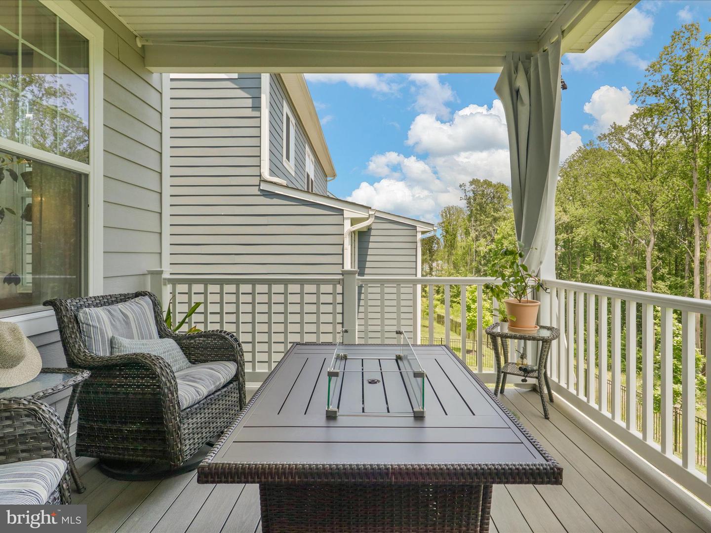 18090 MARSH PINE RD, DUMFRIES, Virginia 22026, 6 Bedrooms Bedrooms, ,5 BathroomsBathrooms,Residential,For sale,18090 MARSH PINE RD,VAPW2096076 MLS # VAPW2096076