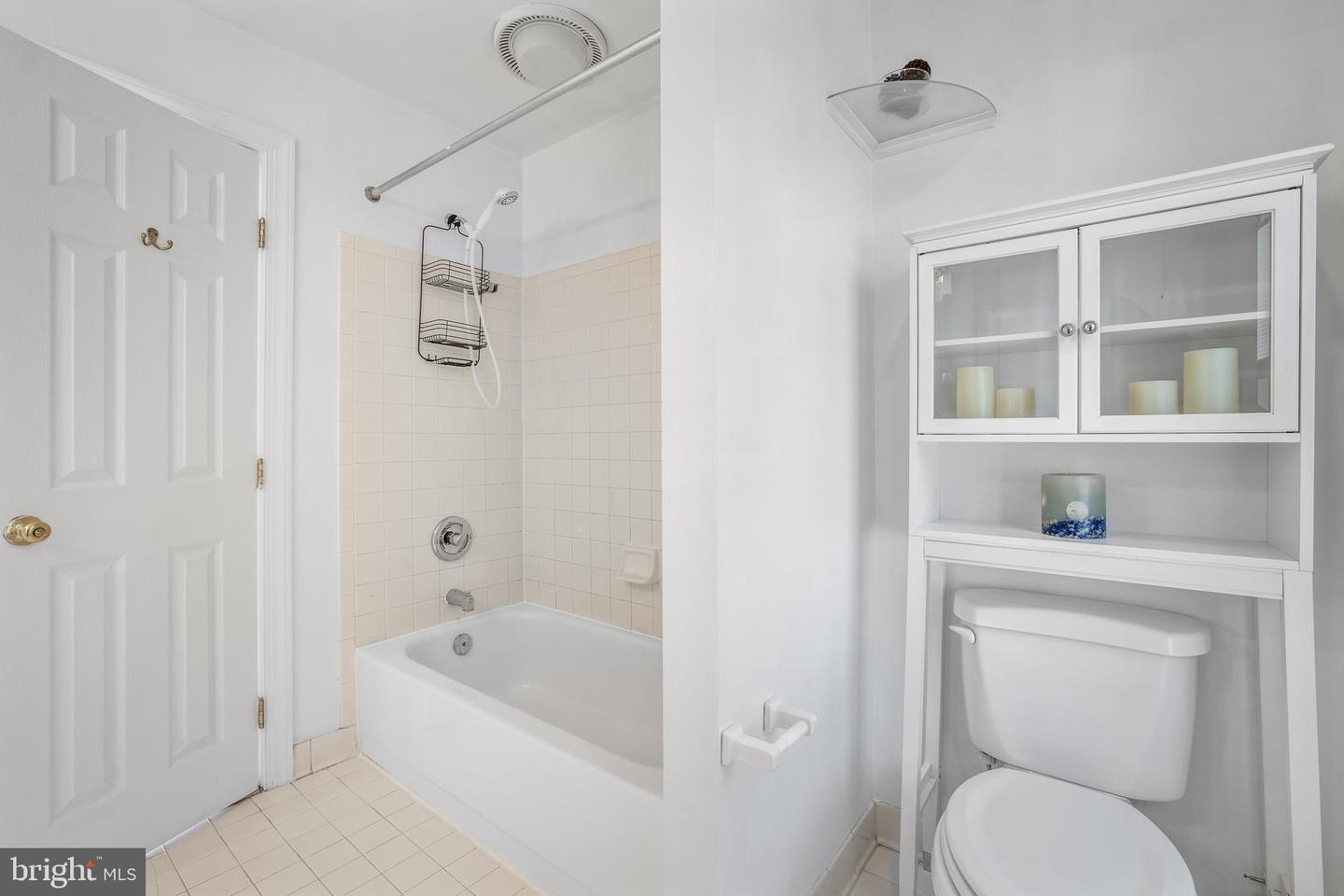 6308 JOHN CHARLES LNDG, CENTREVILLE, Virginia 20121, 3 Bedrooms Bedrooms, ,3 BathroomsBathrooms,Residential,For sale,6308 JOHN CHARLES LNDG,VAFX2244926 MLS # VAFX2244926