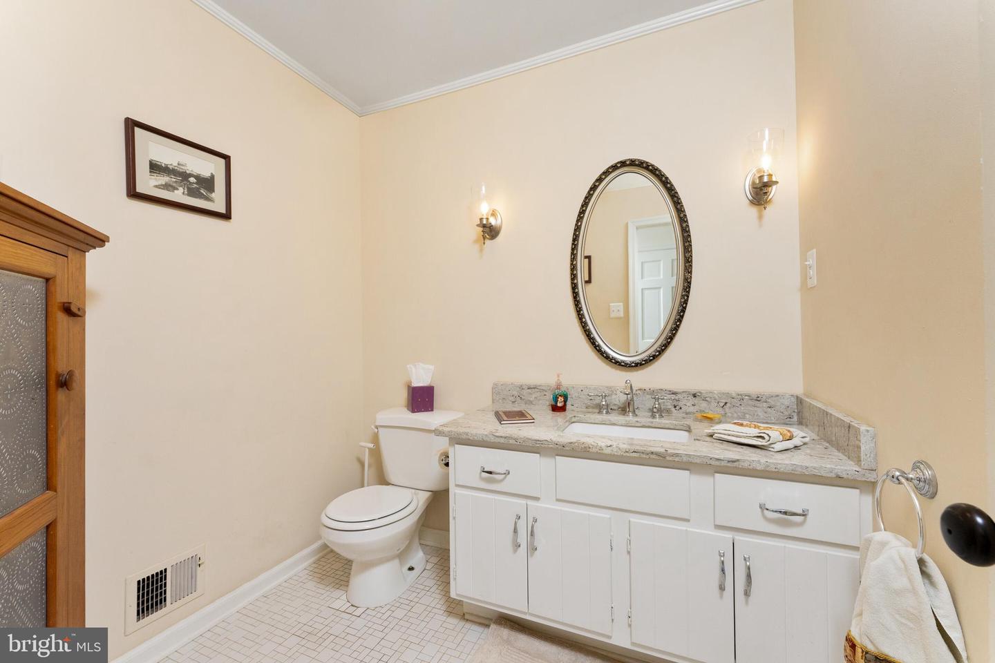 39627 RODEFFER RD, LOVETTSVILLE, Virginia 20180, 4 Bedrooms Bedrooms, ,3 BathroomsBathrooms,Residential,For sale,39627 RODEFFER RD,VALO2098578 MLS # VALO2098578