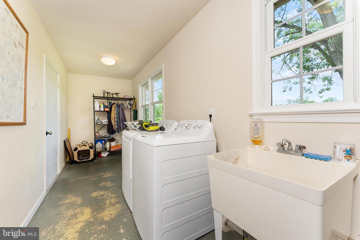 39627 RODEFFER RD, LOVETTSVILLE, Virginia 20180, 4 Bedrooms Bedrooms, ,3 BathroomsBathrooms,Residential,For sale,39627 RODEFFER RD,VALO2098578 MLS # VALO2098578