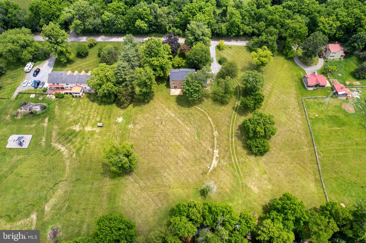 39627 RODEFFER RD, LOVETTSVILLE, Virginia 20180, 4 Bedrooms Bedrooms, ,3 BathroomsBathrooms,Residential,For sale,39627 RODEFFER RD,VALO2098578 MLS # VALO2098578