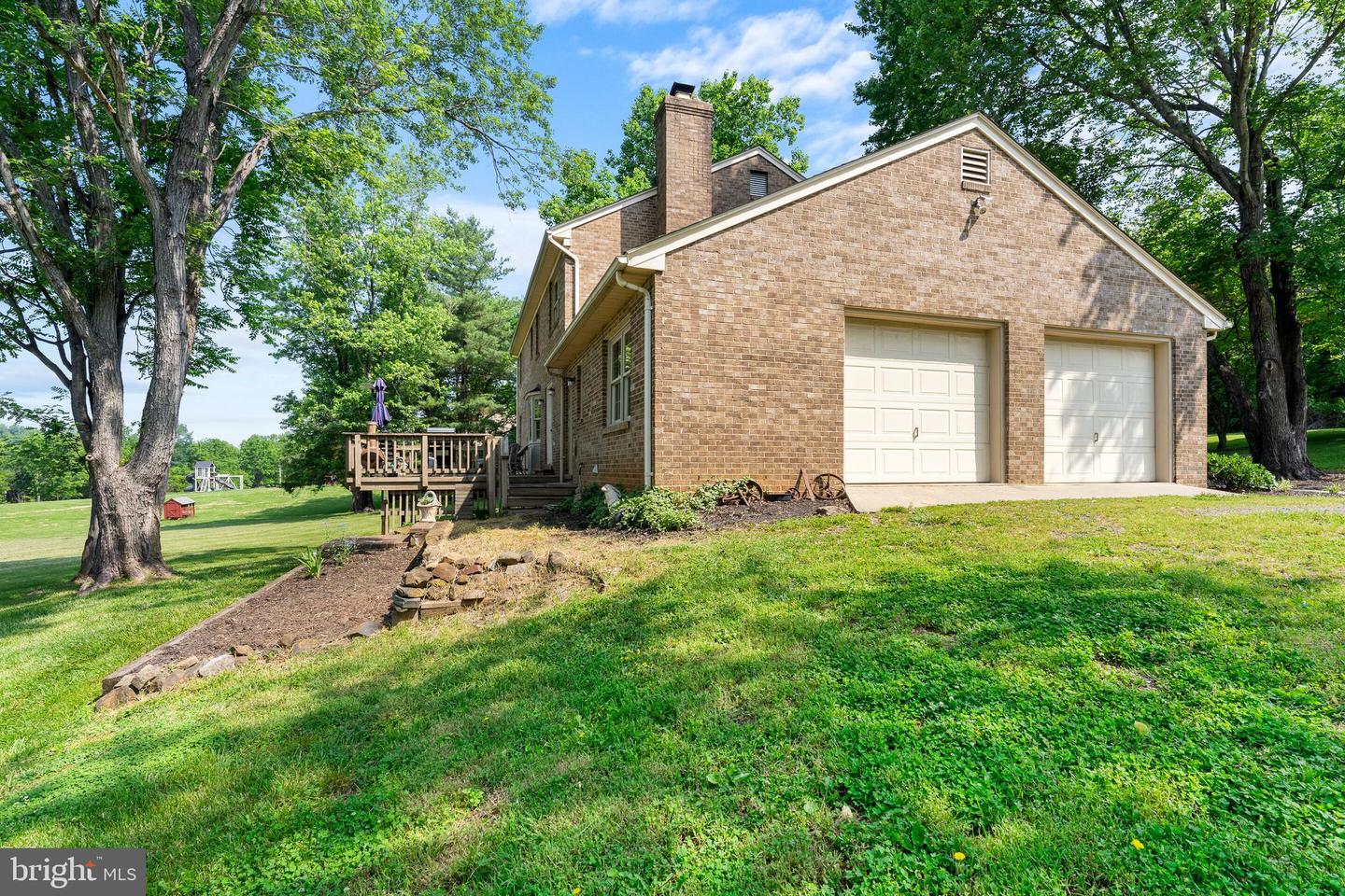39627 RODEFFER RD, LOVETTSVILLE, Virginia 20180, 4 Bedrooms Bedrooms, ,3 BathroomsBathrooms,Residential,For sale,39627 RODEFFER RD,VALO2098578 MLS # VALO2098578
